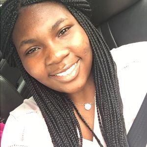 Meet your Posher, Shakira